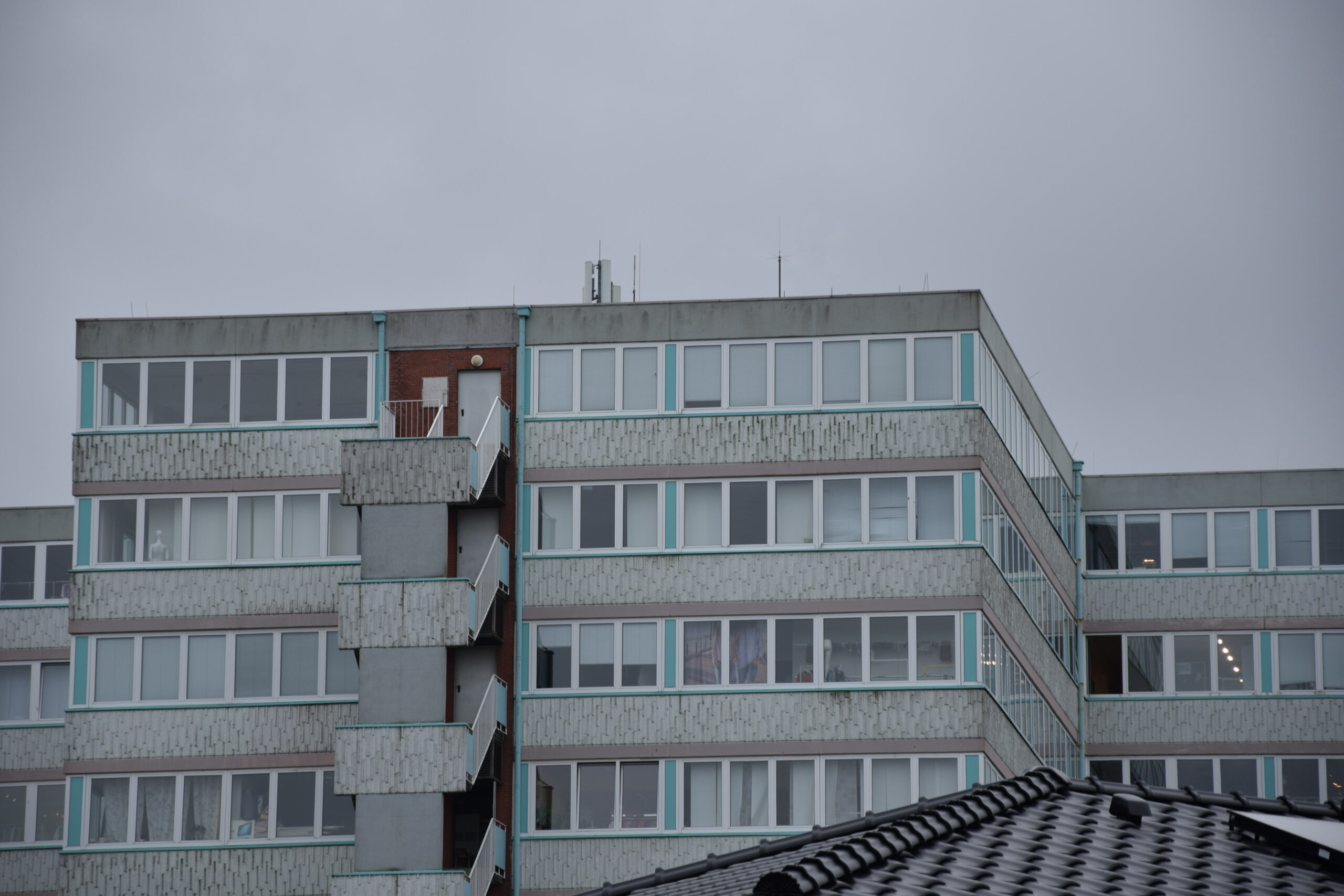 Crafting Captivating Headlines: Your awesome post title goes here